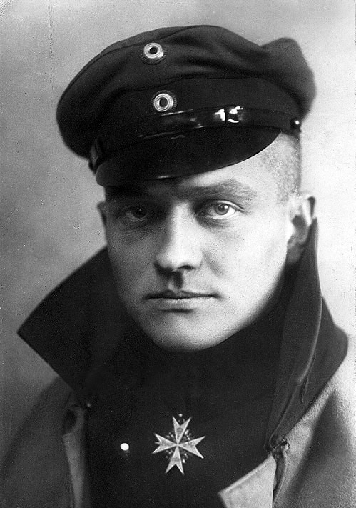 The Red Baron -&nbsp;Manfred von RichthofenBy C. J. von Dühren - Willi Sanke postcard #503 (cropped). Immediate source: The Wartenberg Trust, Public Domain, https://commons.wikimedia.org/w/index.php?curid=18314105