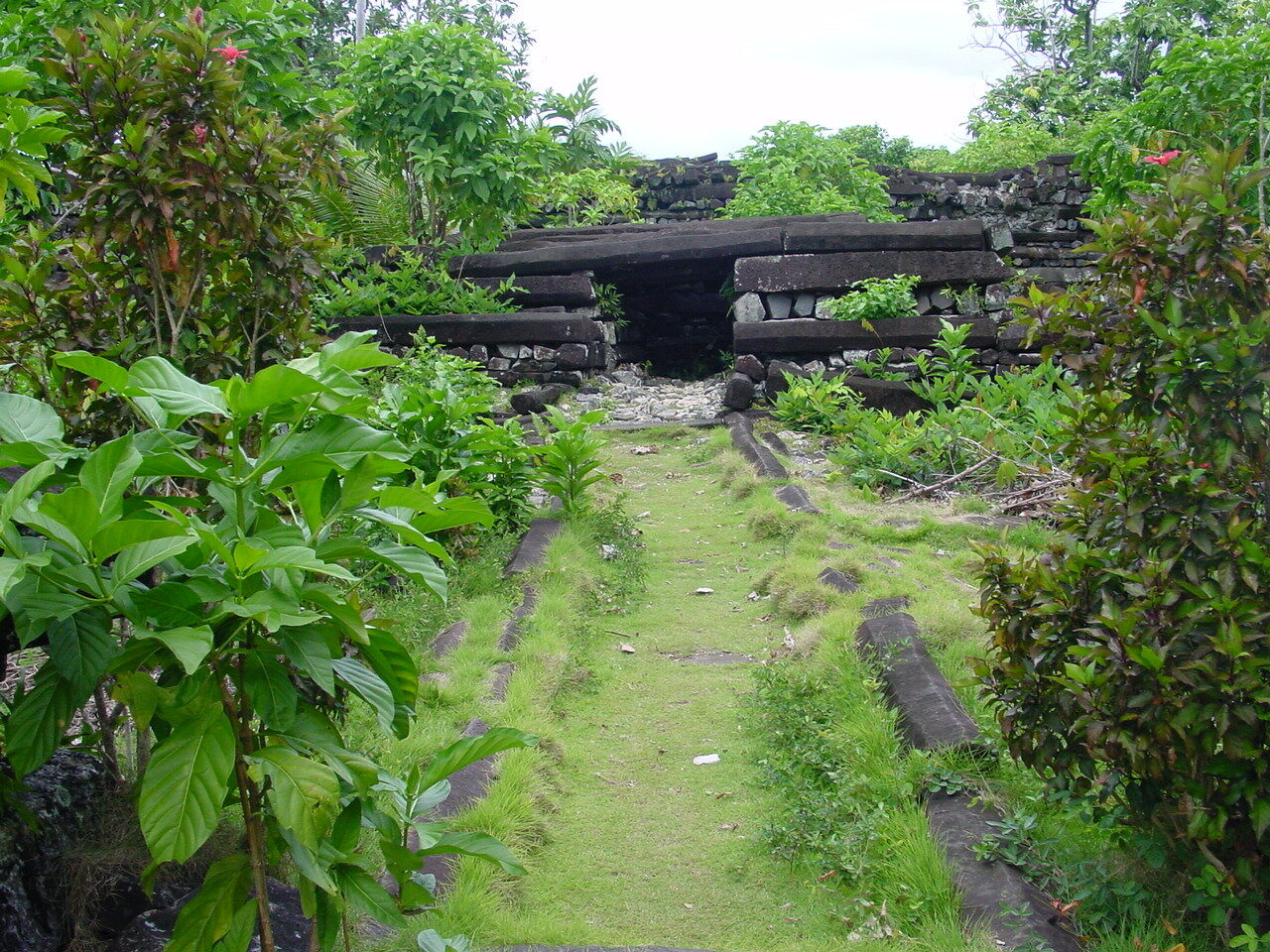 Nan Madol [Nan Matal in Merritt’s story] CT Snow from Hsinchu, Taiwan / CC BY (https://creativecommons.org/licenses/by/2.0)