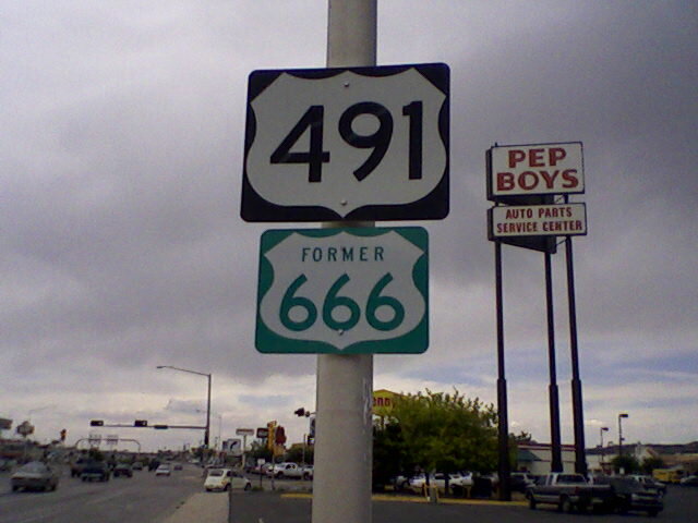 Route 666 in GallupBy Smedpull - Own work, Public Domain, https://commons.wikimedia.org/w/index.php?curid=6108814